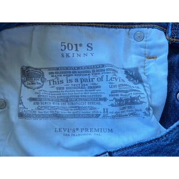 Vintage Levis 501 Blue Denim Cut Off Raw Hem Summer Shorts  Women's Size 28 - Picture 5 of 10